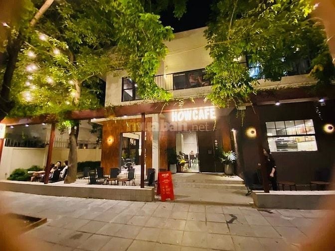 BÁN BIỆT THỰ CAO CẤP 2 TẦNG – MẶT PHỐ VÕNG THỊ – CÁCH HỒ TÂY 60M