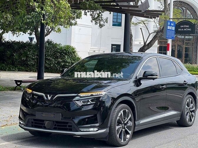 VinFast VF8 Plus 2024 CATL mua Pin