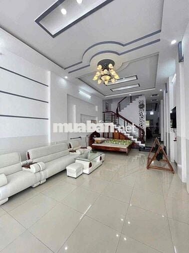 Nhà 2 lầu full nội thất KDC Hưng Phú 1