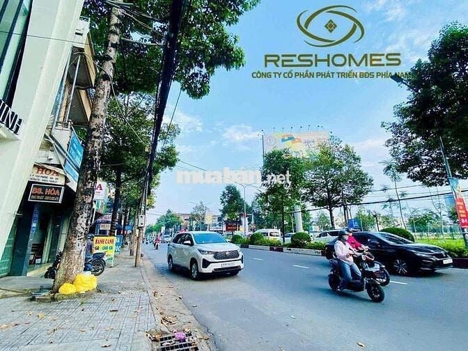 Cho THUÊ nhà nguyên căn 1T3L mặt tiền đường Nguyễn Ái Quốc