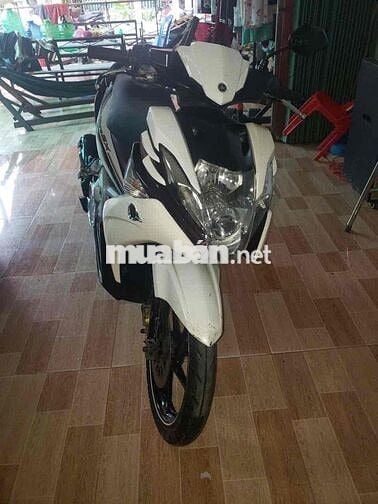 Yamaha Nouvo SX Trắng Đen Đỏ