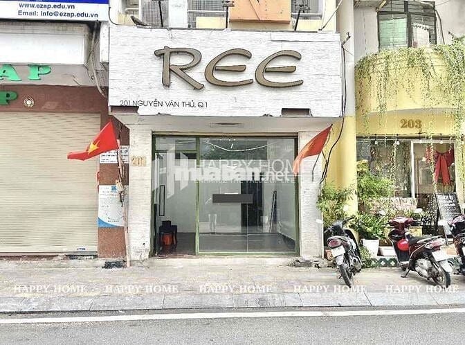 MB MẶT TIỀN Q1 - KHU VĂN PHÒNG SẦM UẤT - GIÁT TỐT