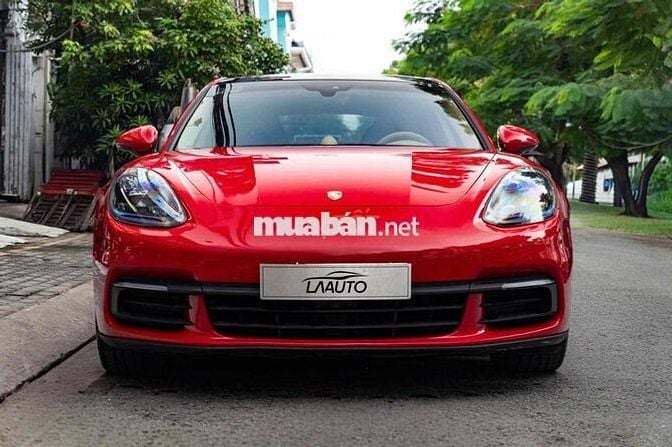 Porsche Panamera Model 2018 - Đỏ/Be - chất xe đẹp