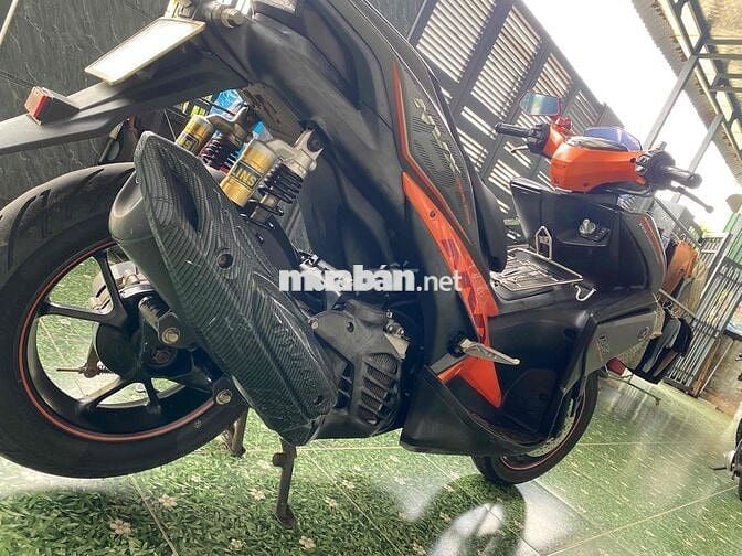 cần bán nvx v1 trung tâm bmt