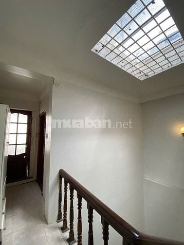 - Bán nhà Giải Phóng, Hoàng Mai, Hai Bà Trưng, Siêu đẹp, 80m2, 27.5 tỷ