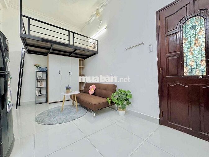 Phòng trọ dạng gác siêu đẹp ngay cầu Nguyễn Tri Phương