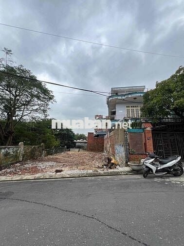 Bán Đất Kiệt LÊ VĂN HIẾN _ Gần Cầu TIÊN SƠN _ Cách Biển 800M