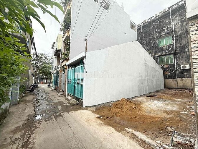 đất 1 sẹc đường Hà Huy Giáp Phường Quyết Thắng 30m