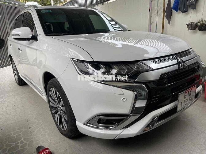 Mitsubishi Outlander 2022 2.0 CVT Premium