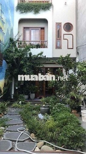 CHO THUÊ NHÀ  SÂN VƯỜN NGUYỄN HÀM NINH - HOÀ XUÂN Nhà có sân vườn đẹp