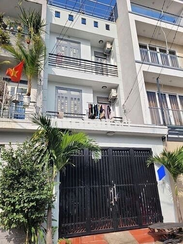 💥Cho thuê nhà 1trệt 3lầu 5pn 5wc 1bếp khu 10ha