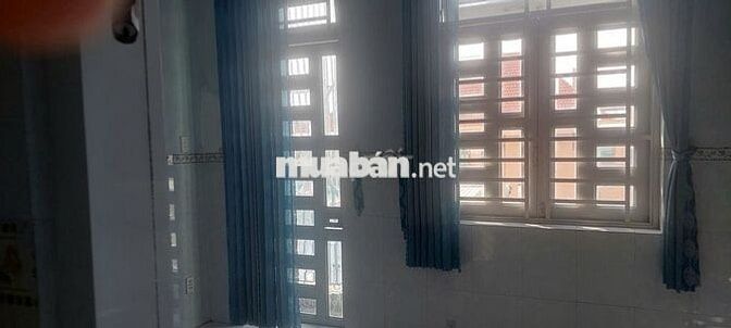 PHÒNG TRỌ GẦN NGÃ TƯ TÔ KÝ-NGUYỄN ẢNH THỦ