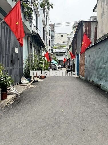 NHÀ ĐẸP -  VỊ TRÍ HIẾM -  GIÁ CHỈ 6 TỶ ( CÒN TL ) .