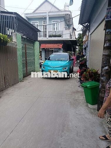 Cần bán nhà sổ hồng chung đất thổ cư ngay chợ đường quận 12