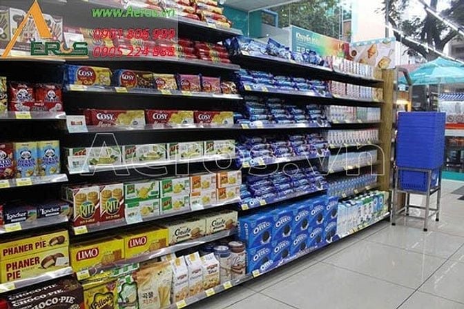 Cần ngay đóng gói dán tem kiểm hàng 