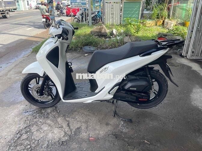 Honda SH 150 CBS 2017 Trắng đen