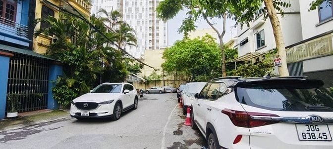 Trần Bình – Cầu Giấy – Ô Tô KD – 71 M2 – 4 T – MT 4.5 M – Giá 18.3 Tỷ.