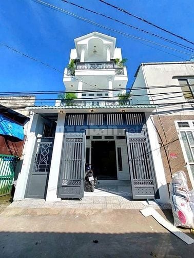 Xả lỗ bán nhà Bình Thạnh đường Hoàng Hoa Thám, P5 DT 63m2 giá 2tỷ950tr