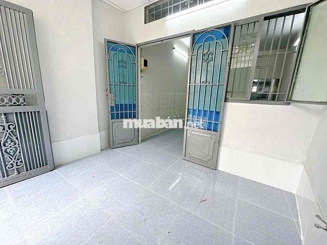 NHÀ HẺM XE HƠI 4 PHÒNG NGỦ RỘNG RÃI THOÁNG