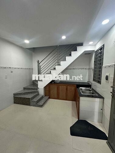 Căn hộ ngay chợ Phan Đăng Giảng