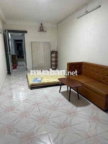 Cho thuê nguyên tầng lầu, NTCB, gần Chợ Thị Nghè