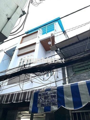 Nhà Bán Lạc Long Quân Quận 11 1 trệt 2 lầu sân thượng 40m2 hẻm rộng