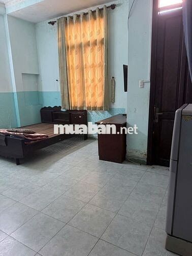 Cho thuê phòng trọ giá rẻ ngay Hàng Xanh