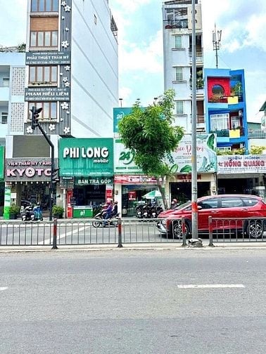 BÁN NHÀ MẶT TIỀN 652 ĐƯỜNG 3 THÁNG 2, QUẬN 10