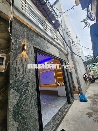 NHÀ 2 TẦNG – FULL NỘI THẤT – HẺM ĐẸP GẦN HUỲNH TẤN PHÁT