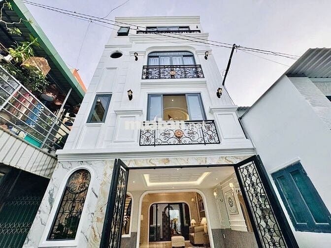 BÁN NHÀ QUANG TRUNG GÒ VẤP 5 TẦNG 5.5M X 10M GẦN EMART 6.98T TL