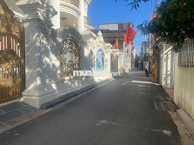 ĐƯỜNG Ô TÔ TRÁNH VỊ TRÍ TRUNG TÂM KIM NỖ ĐÔNG ANH HN 7.6 TỈ