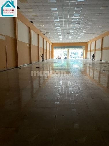 Cho thuê nhà mặt tiền Nguyễn Văn Quá Quận 12-TP.HCM_DT: 15m x70m