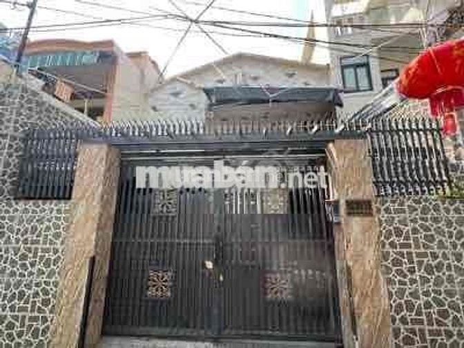 Phòng trọ 15m2 có máy lạnh ban công Quận 4