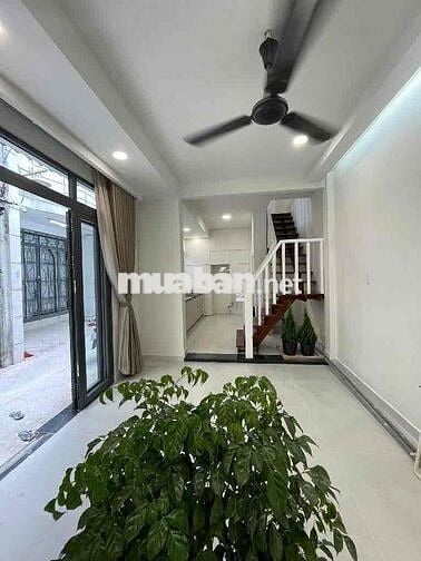 CẦN BÁN GẤP BIỆT THỰ MiINi.CMT8 .TÂN BÌNH NHÀ MỚI,34m2.GIÁ 5.68 TỶ TL