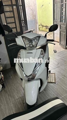 Honda Lead 2017 Trắng Xe zin...Nhanh gọn có fix