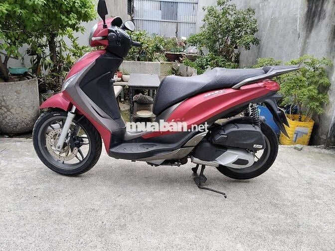 Piaggio Medley S Iget ABS Đỏ