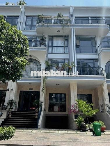 🔥 CHO THUÊ PHÒNG CAO CẤP TẠI VẠN PHÚC CITY – FULL NỘI THẤT