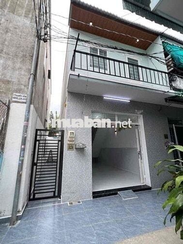 bán gấp nhà 1 trệt 1 lầu giá siêu rẻ , cách chợ hưng long 500m
