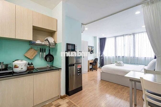 PHÒNG FULL NỘI THẤT, ÁNH SÁNG MẠNH, NẰM NGAY TRUNG TÂM QUẬN 1🥰