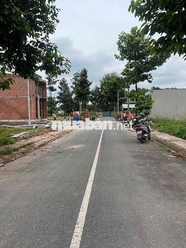 cần bán gấp 124,5m2 thổ cư 100%.ngay  kcn Giang Điền-An viễn