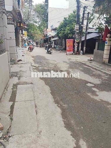 NHÀ ĐỊNH CÔNG HẠ Ô TÔ ĐỖ CỬA 20M RA Ô TÔ TRÁNH DIỆN TÍCH 45m2 -5Tầng