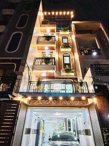 Ngộp, gấp bán nhà mặt tiền hẻm