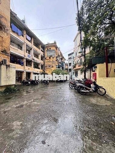 TẬP THỂ TÔN ĐỨC THẮNG - GẦN HỒ - GẦN CHỢ - NGÕ THÔNG