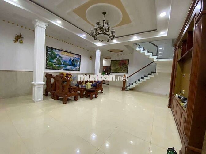 Cho tthuê nhà diện tích rộng Gò Vấp