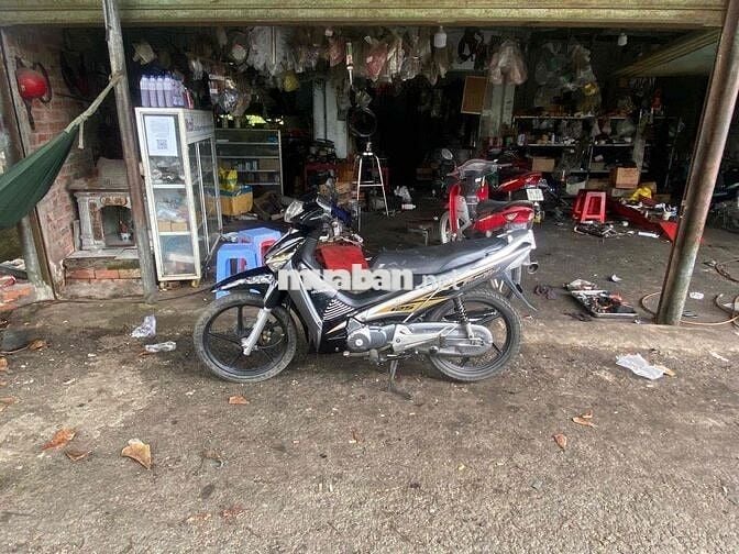 Honda Future Neo Đen Vàng Bạc