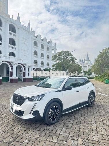 Peugeot 2008 2025 GT Line 1.2 AT - 5500 km