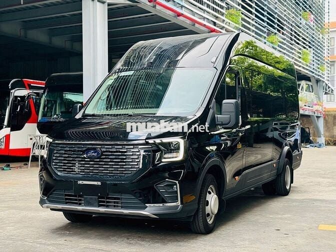 Ford Transit 18 Chỗ 2025 - Lướt 1.500km - Vay 70%