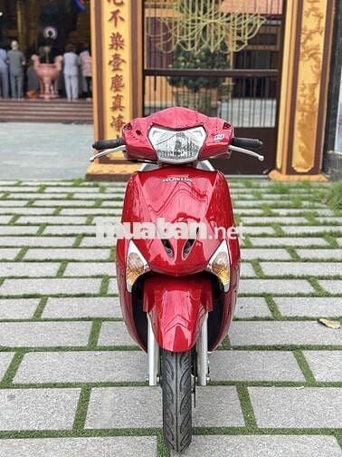 Honda Lead 110 2011 Đỏ