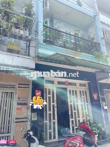 nhà 4x11m 1laauf 2pn 2wc hẻm xe tải đường Chiến Lược. BTĐ Bình Tân