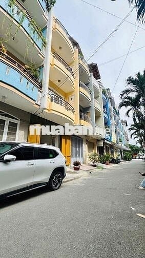 Nhà Mặt Tiền Nội Bộ Cảm Lổ P4 Q8 DT 4x15m57 . 2 lầu sân thượng